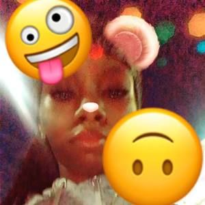 Meet your Posher, Bella